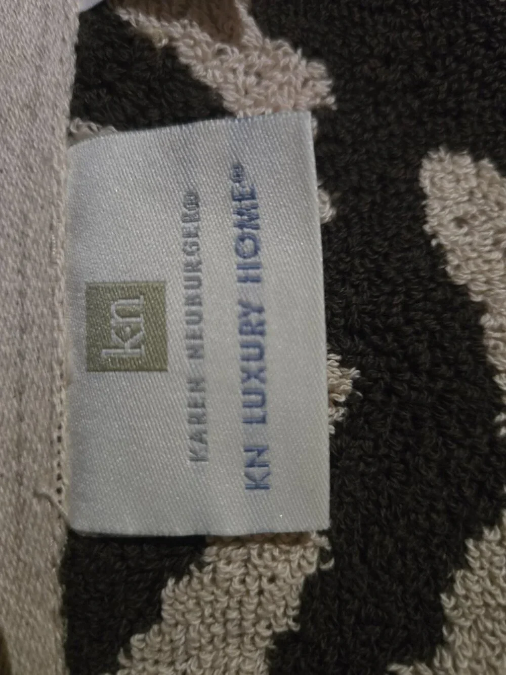 NWT Karen Neuburger KN Luxury Home Brown Zebra 7 Pc Bath Set Retired